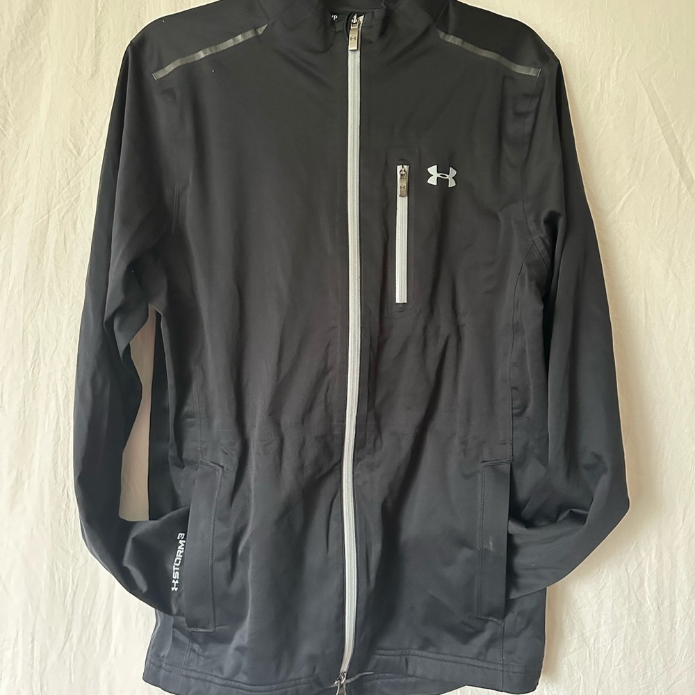 Under Armour Black Performance Jacket Lightweight Athletic Design